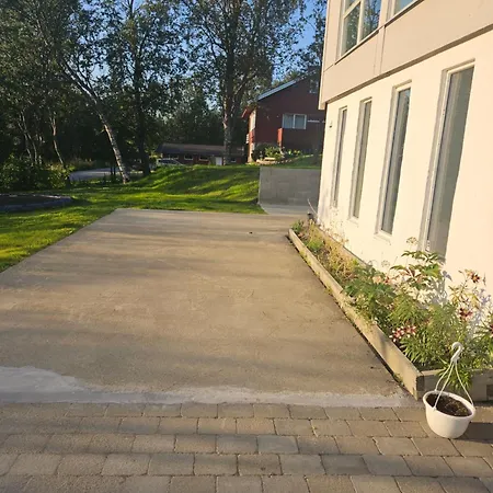 아파트 Small Cozy 3 Bed 트롬쇠
