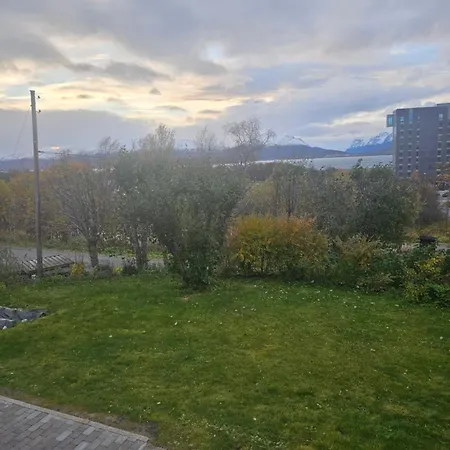Small Cozy 3 Bed Apartament Tromsø