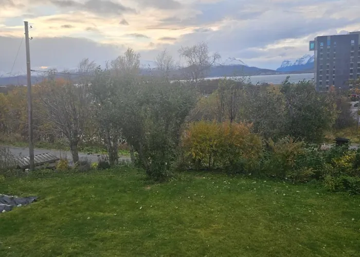 Small Cozy 3 Bed Appartement Tromsø