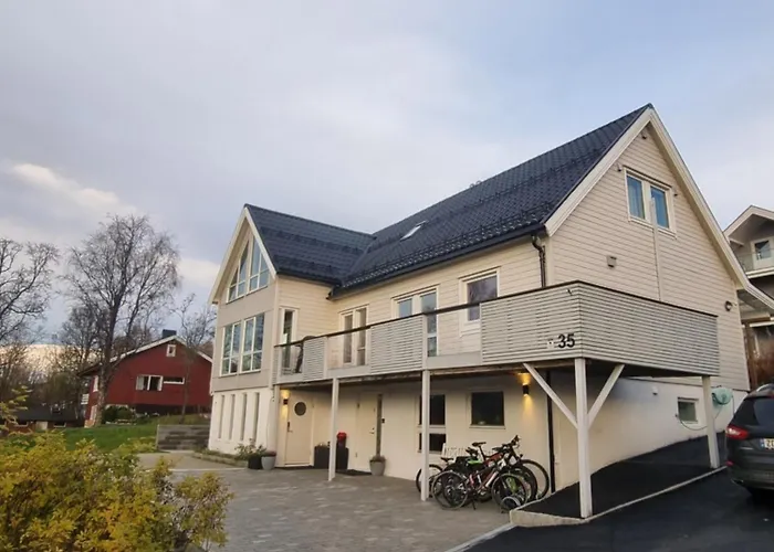 Small Cozy 3 Bed Tromsø